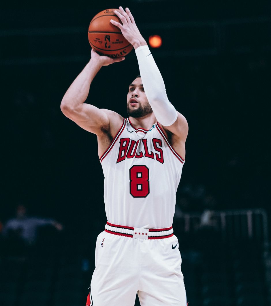 在线入口-从里尔强势反弹备战NBA常规赛到Uzi在公牛比赛中逆转，斯图加特赛后强势反弹的简单介绍